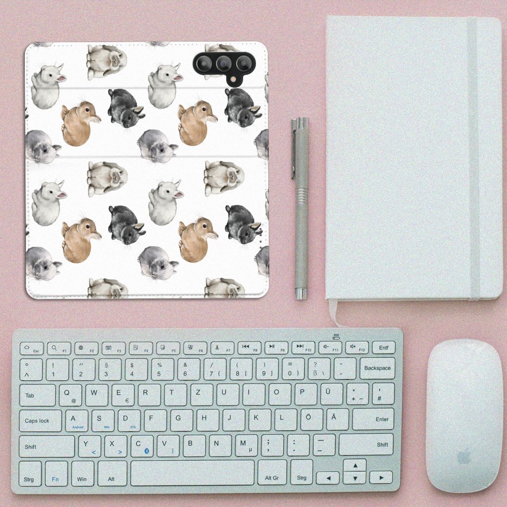 Hoesje maken voor Samsung Galaxy A14 4G Konijntjes met schattige konijnenmotieven op een witte achtergrond.