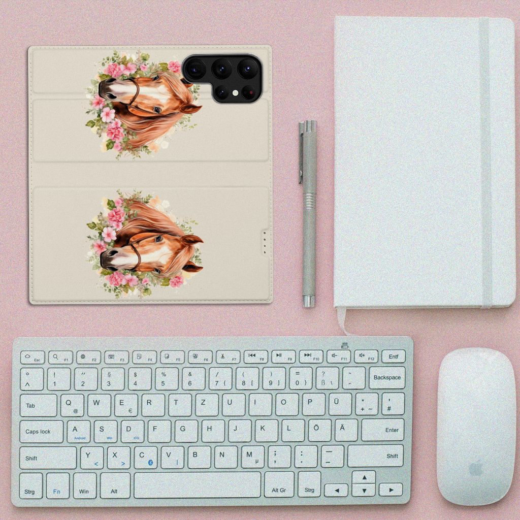 Hoesje maken voor Samsung Galaxy S23 Ultra Paard met bloemen, perfect cadeau en duurzaam ontwerp.