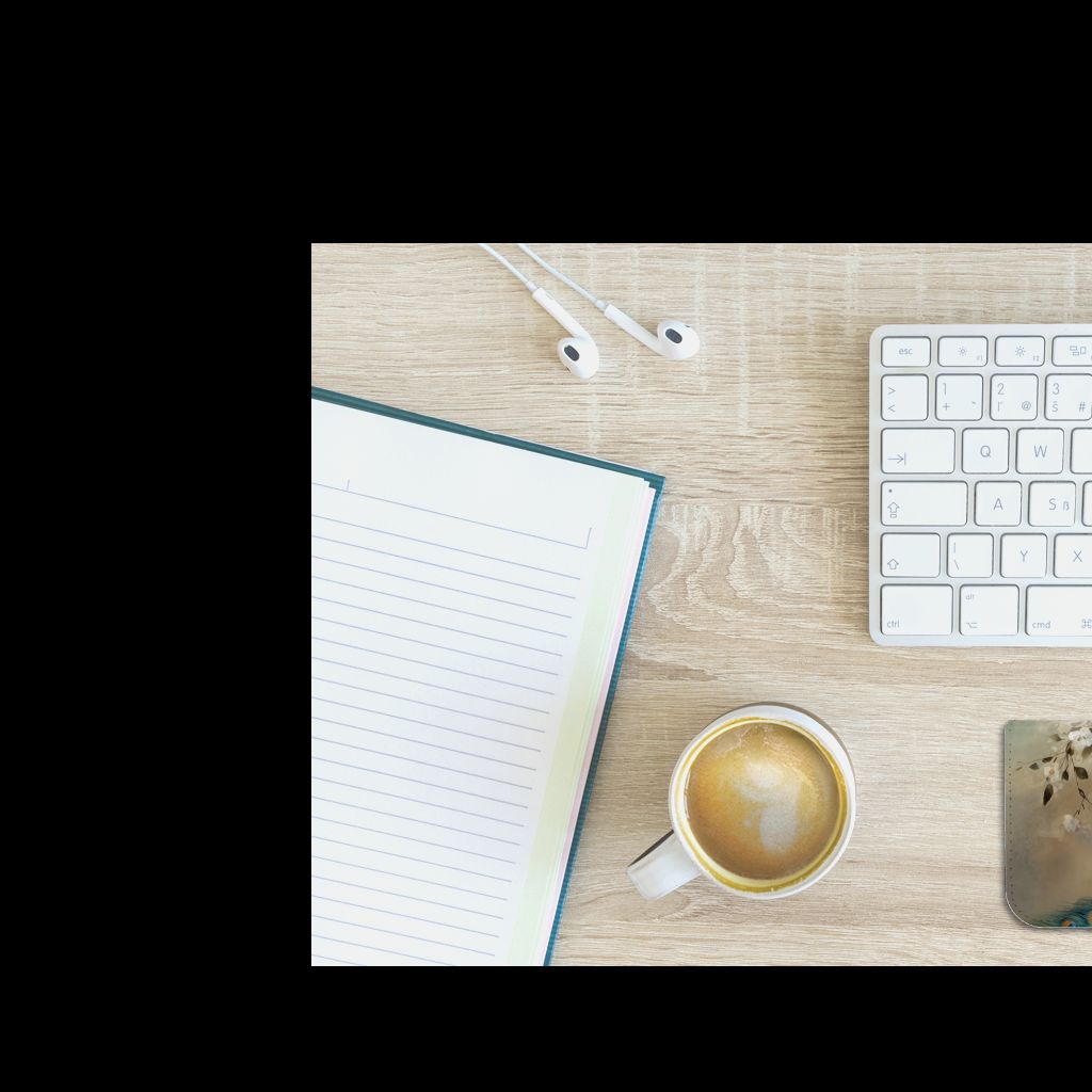 Hoesje maken voor iPhone 12 | iPhone 12 Pro Paard, bureau met notitieboek, toetsenbord en koffie.