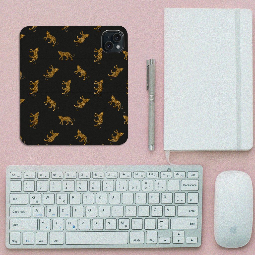 Hoesje maken voor iPhone 15 Leopards met een trendy luipaardenprint, perfect voor stijl en functionaliteit.