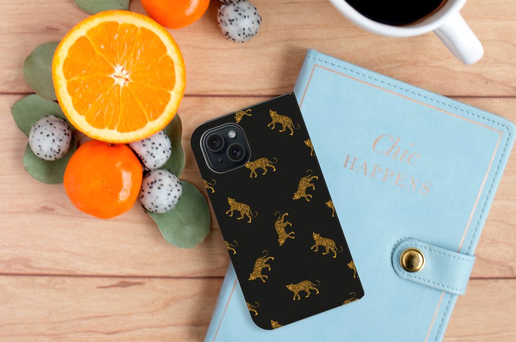 Hoesje maken voor iPhone 15 Leopards met luipaardenprint, perfect voor je stijl