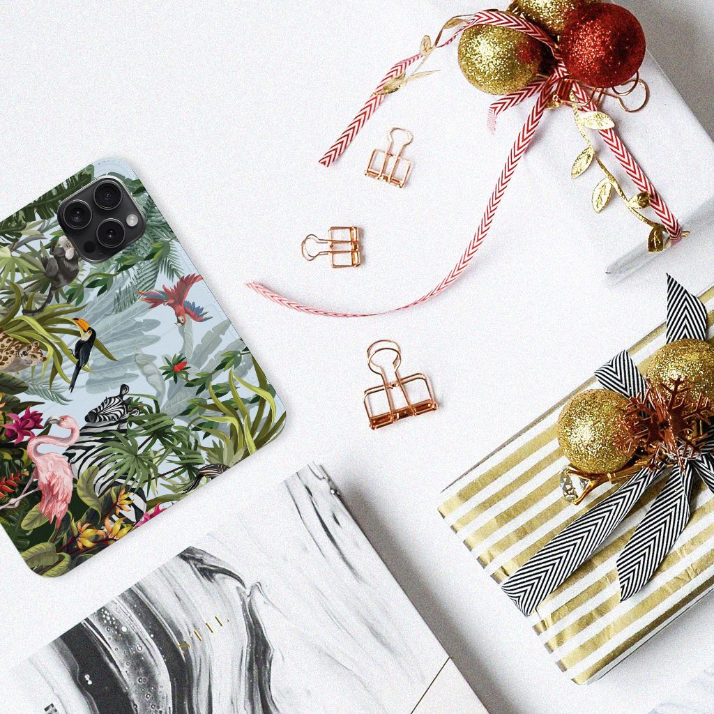 Hoesje maken voor iPhone 15 Pro Jungle met tropisch dierenontwerp en decoraties, perfect voor elke gelegenheid.