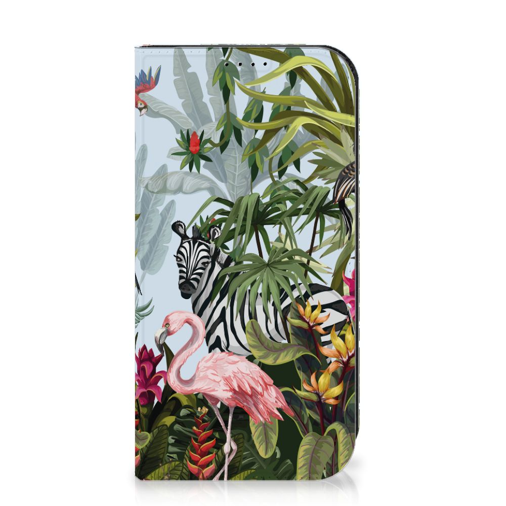 Hoesje maken voor iPhone 15 Pro Jungle met tropische dieren en planten zoals zebra 🦓 en flamingo 🌸.