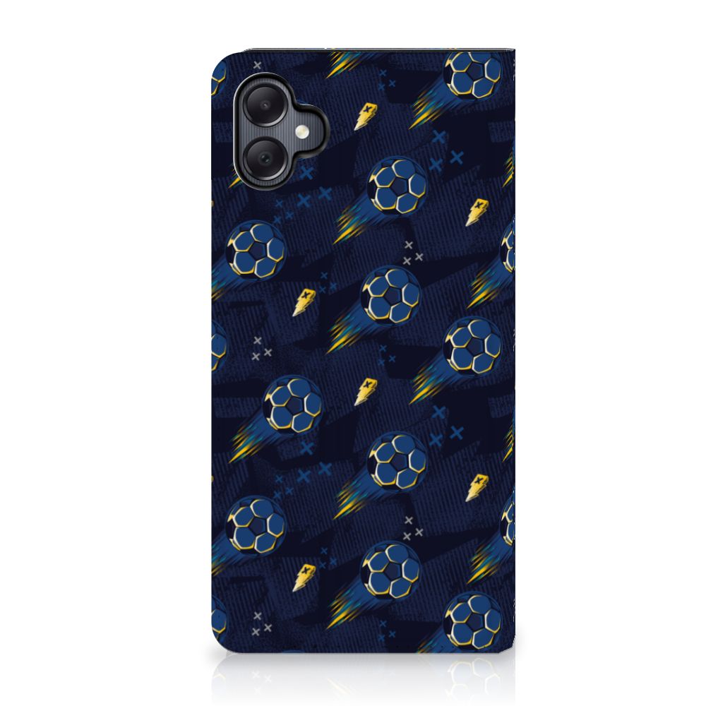 Samsung Galaxy A05 Hoesje met Magneet Voetbal achterkant