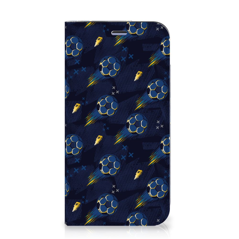 Hoesje met Magneet voor iPhone 12 Mini Voetbal met kleurrijke voetbalpatroon.