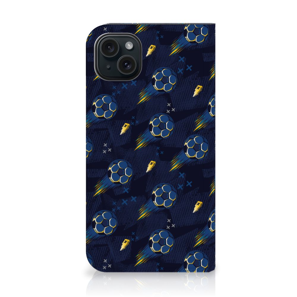 Hoesje met Magneet voor iPhone 15 Plus Voetbal met een dynamisch voetbalpatroon ⚽.