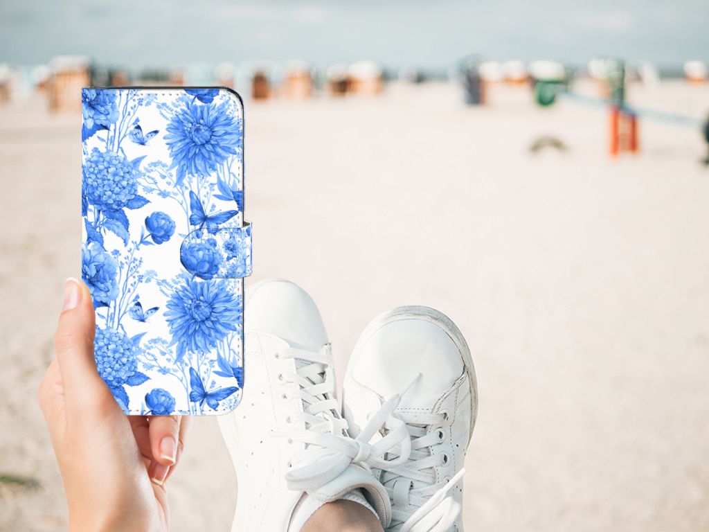Hoesje voor Motorola Moto G13 | G23 Flowers Blue bloemen design voorkant