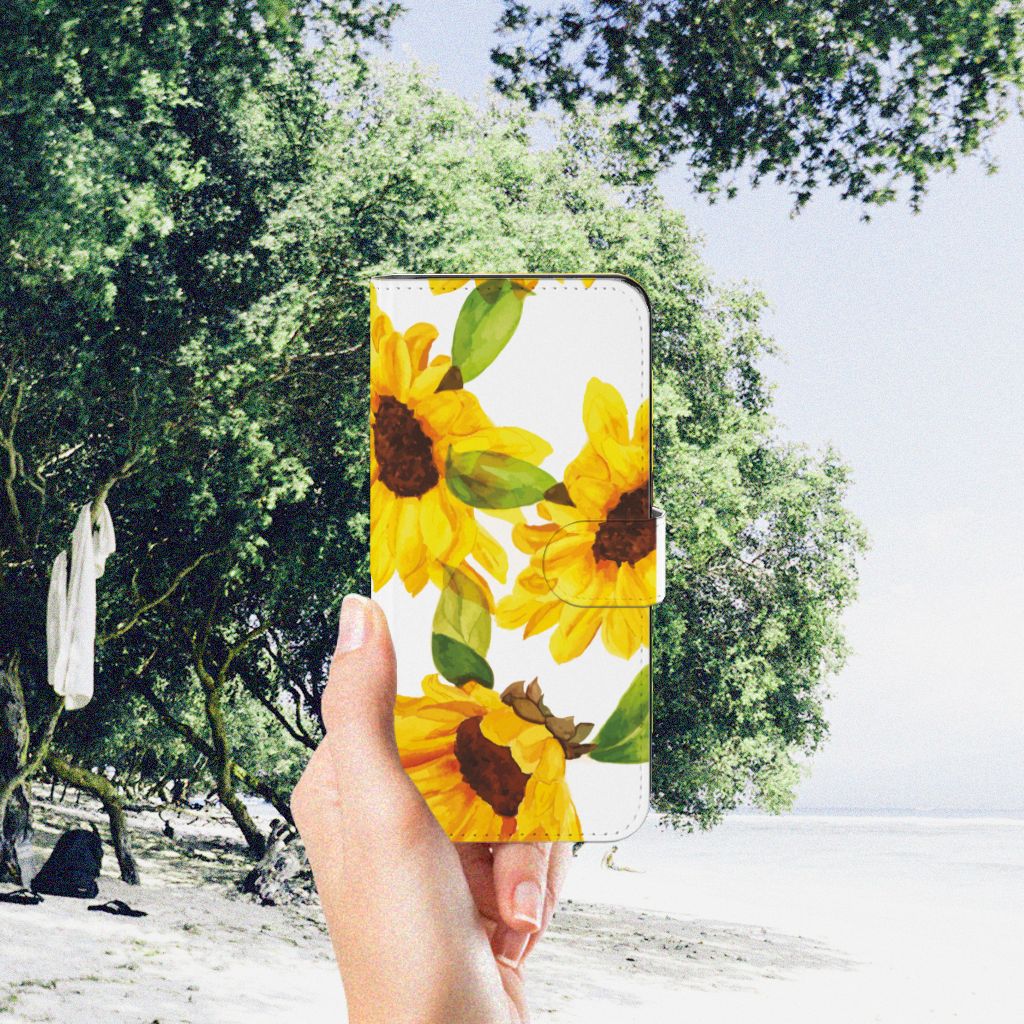Motorola Moto G73 Hoesje Zonnebloemen hand vooraanzicht
