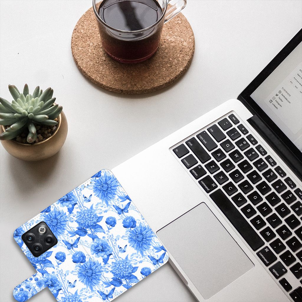 OnePlus 10T hoesje voor OnePlus 10T Flowers Blue design bloemen aanzicht