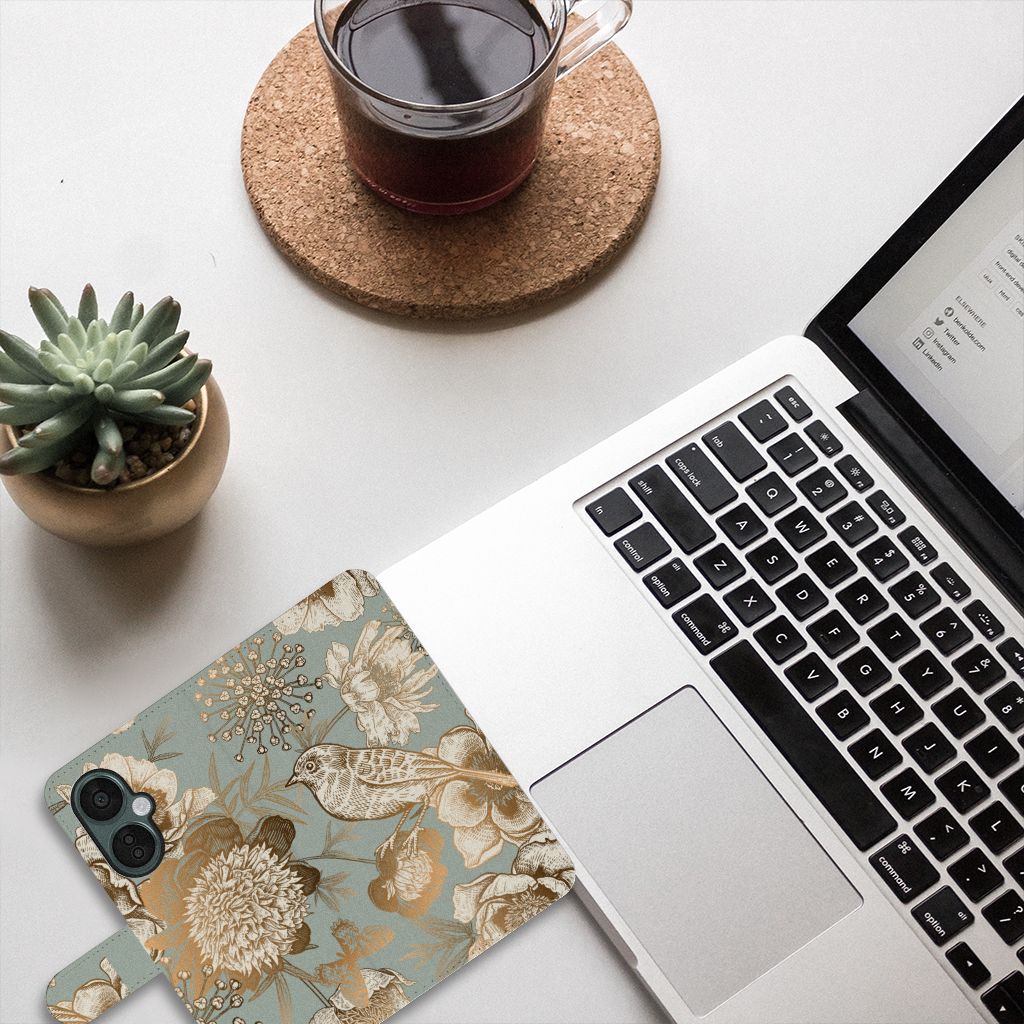 Hoesje voor OnePlus Nord CE 3 Lite Vintage Bird Flowers op bureau met laptop en koffie, ideaal als cadeau.