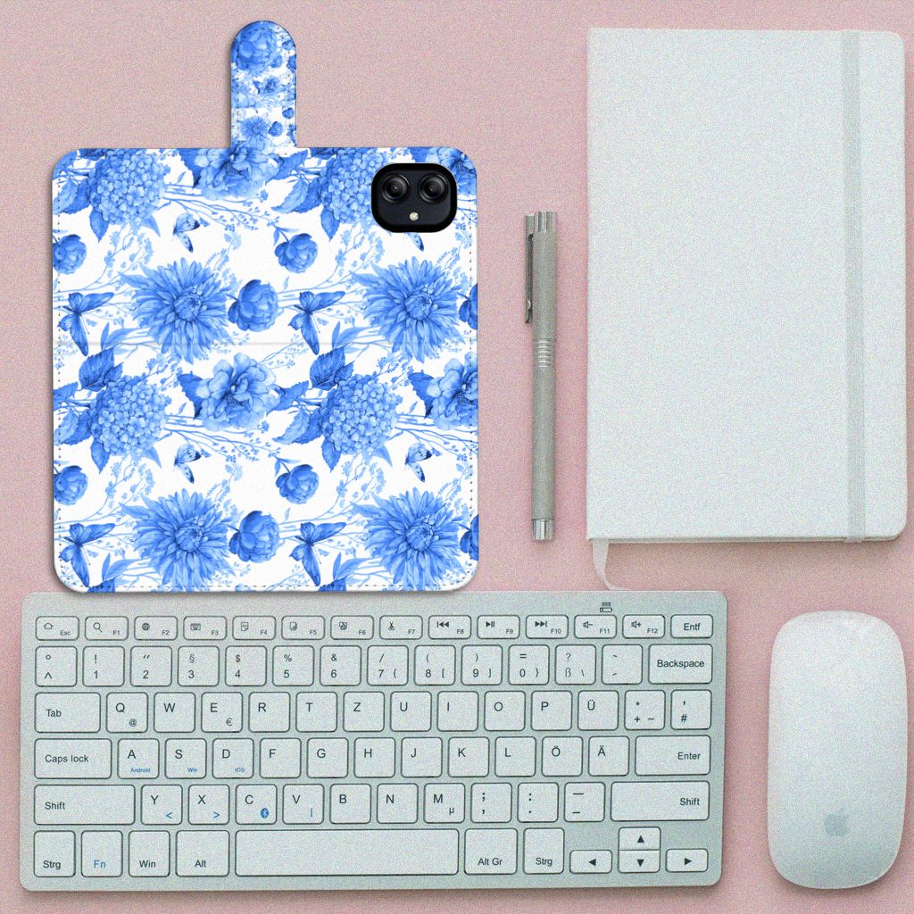 Samsung Galaxy A04e hoesje Flowers Blue bovenaanzicht
