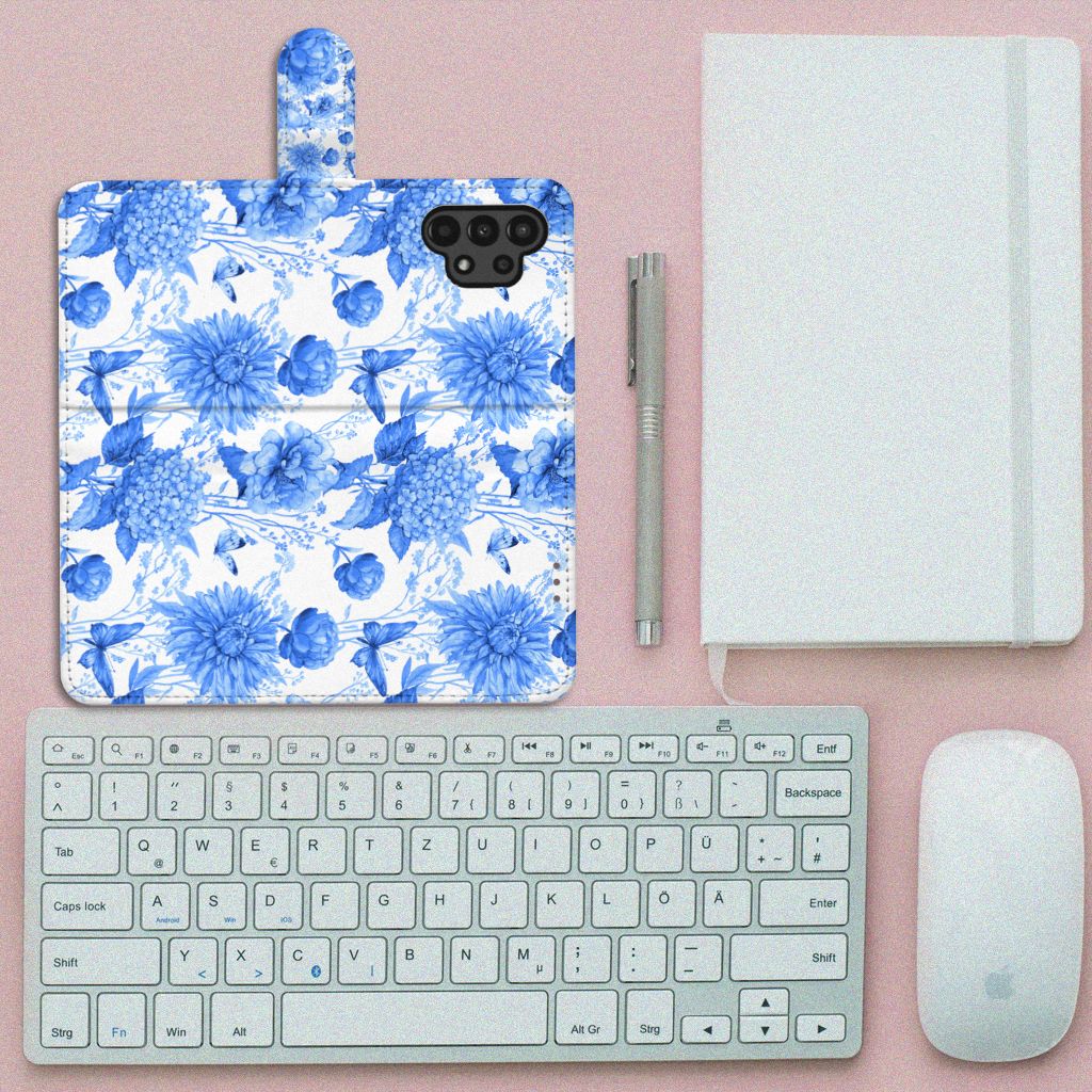 Samsung Galaxy A13 (4G) hoesje voor Samsung Galaxy A13 (4G) Flowers Blue bovenaanzicht
