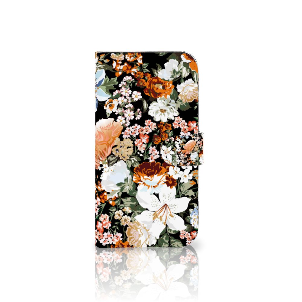 Hoesje voor iPhone 15 Plus Dark Flowers met kleurrijke bloemen op een zwarte achtergrond 🌸.