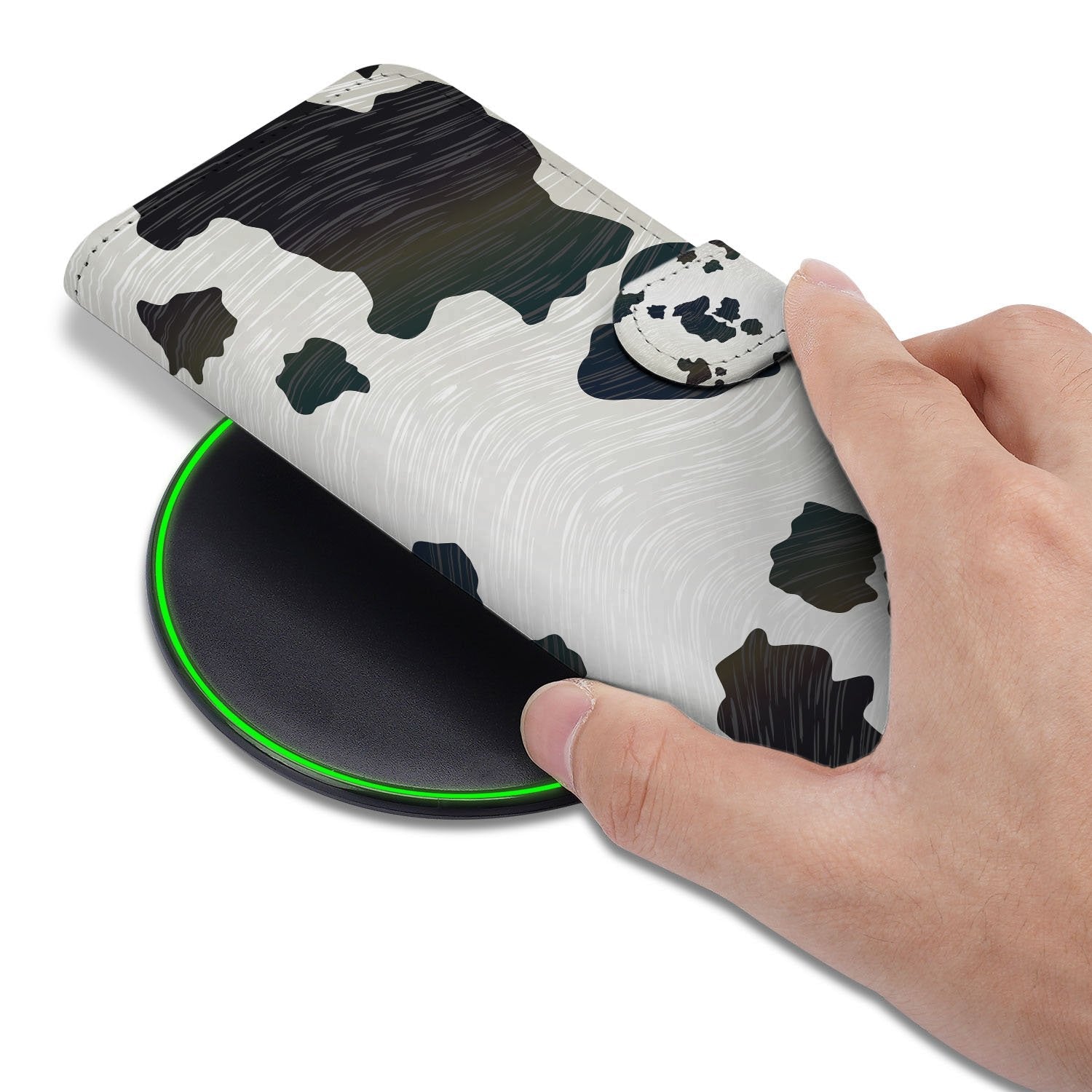 Koeienvlekken Hoesje iPhone Air Book Case hand oplader aanzicht