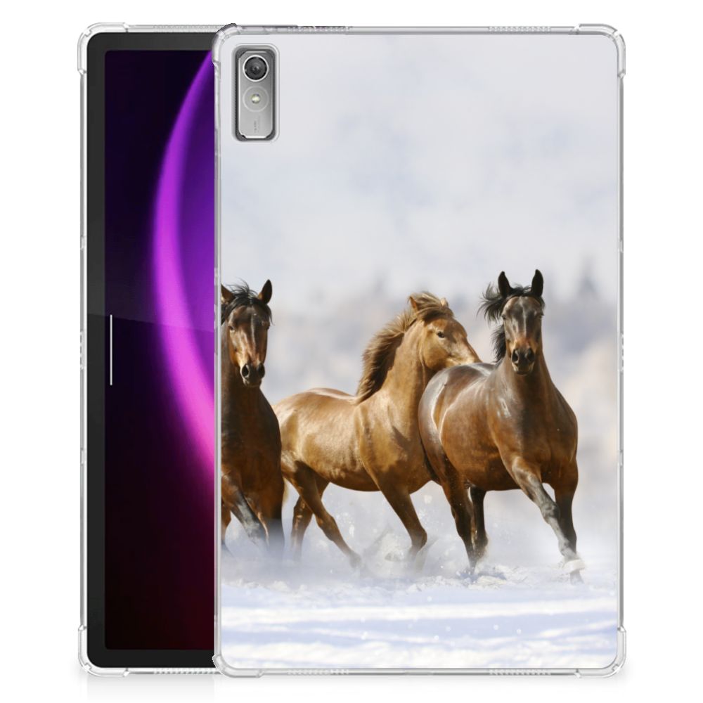 Lenovo Tab P11 Gen 2 Back Case Paarden met prachtige paarden in de sneeuw, ideaal cadeau voor paardenliefhebbers.