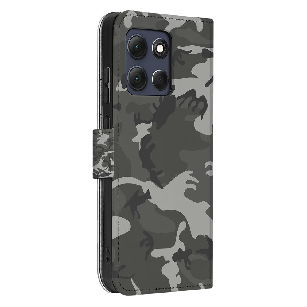 Motorola Moto G86 Book Case Hoesje Army Light Camouflage schuin aanzicht.