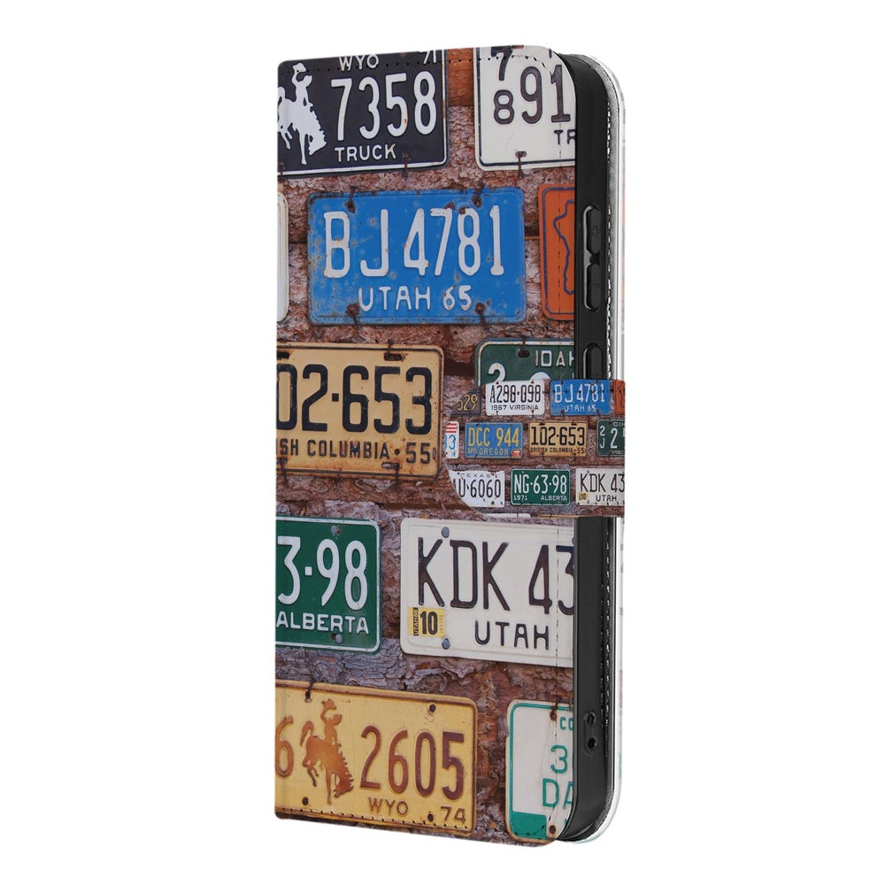 Motorola Moto G86 Book Case Kentekenplaten design collage voorkant met kentekenplaten print.