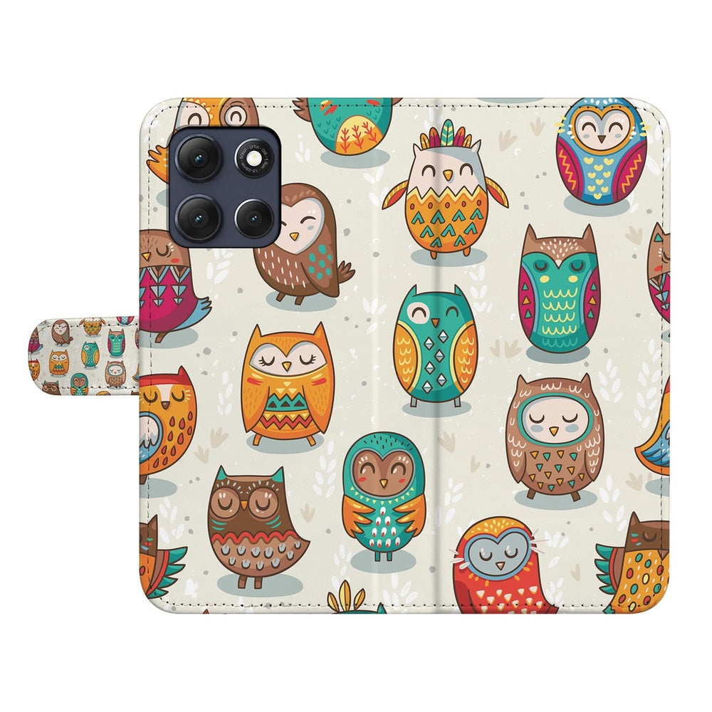 Motorola Moto G86 Bookcase Vrolijke Uilen Pasjeshoesje uilenpatroon oranje groen voorkant.