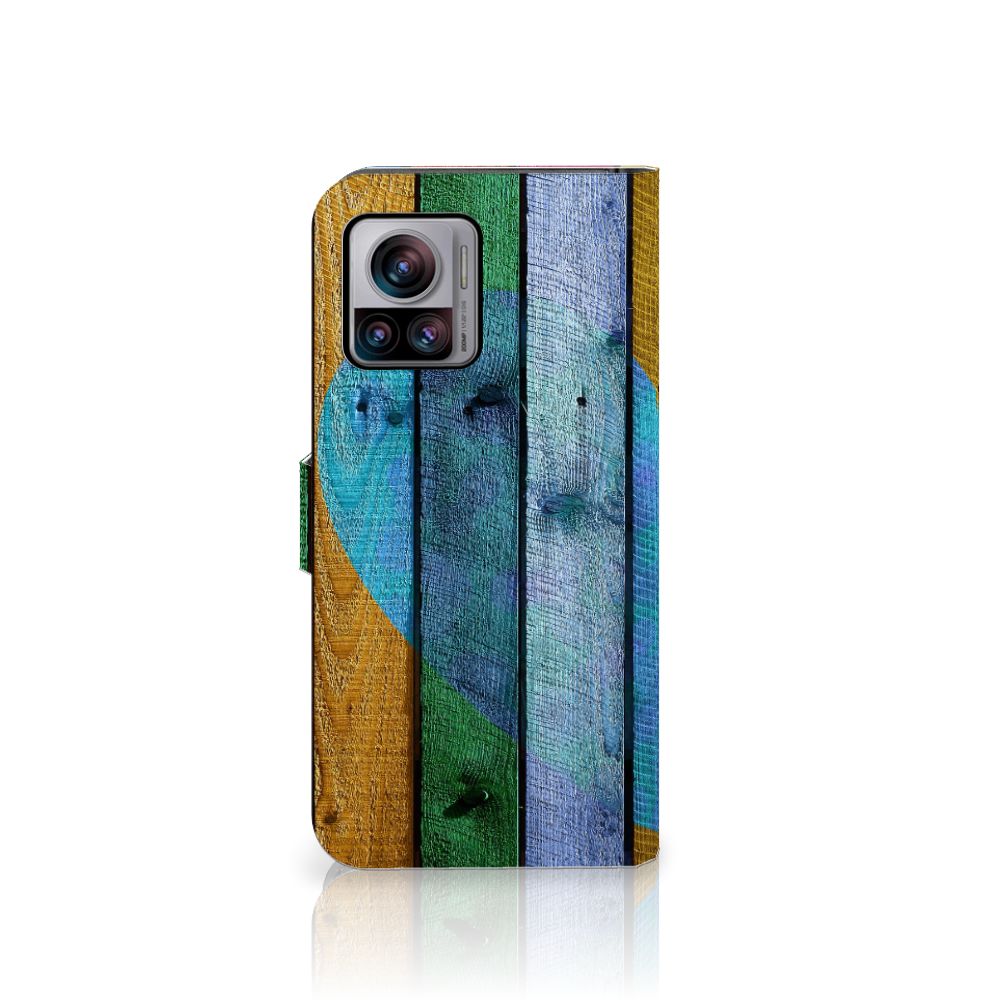 Motorola Edge 30 Ultra Book Style Case Wood Heart vooraanzicht