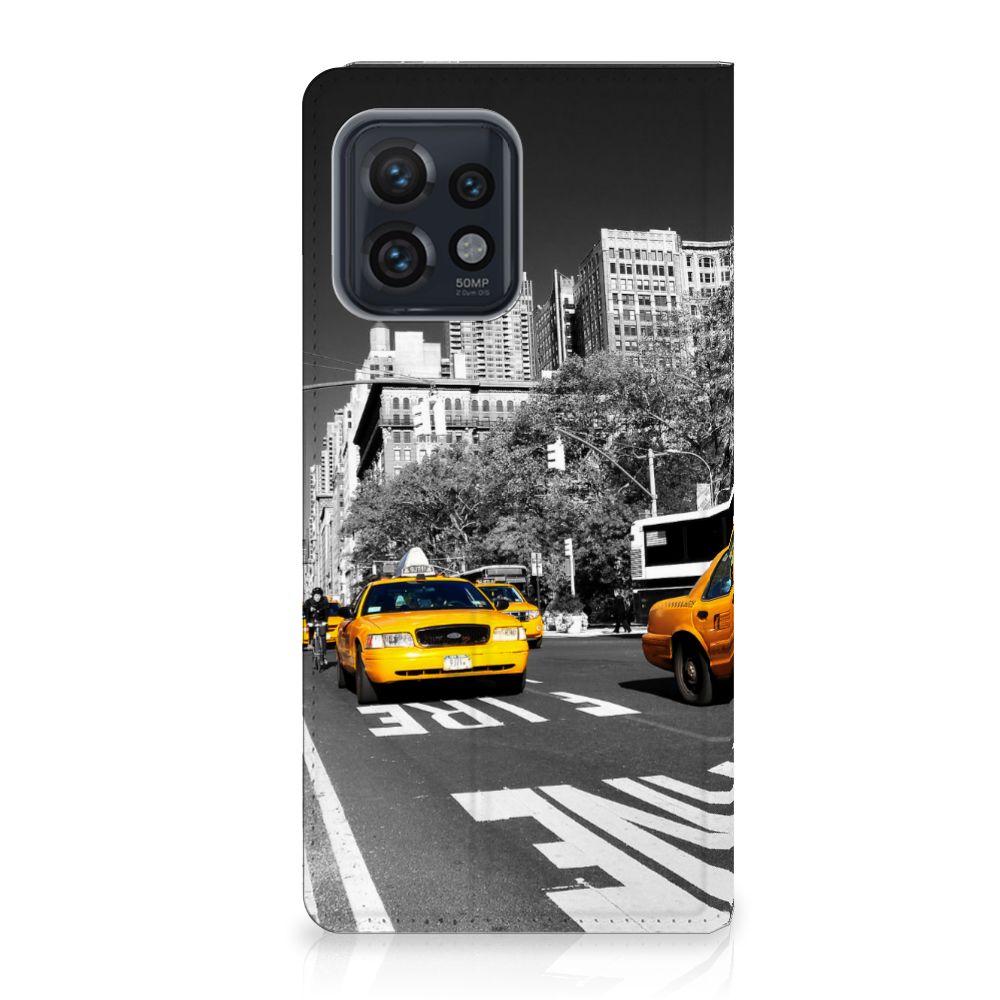 Motorola Edge 40 Pro Book Cover New York Taxi design hoesje aanzicht