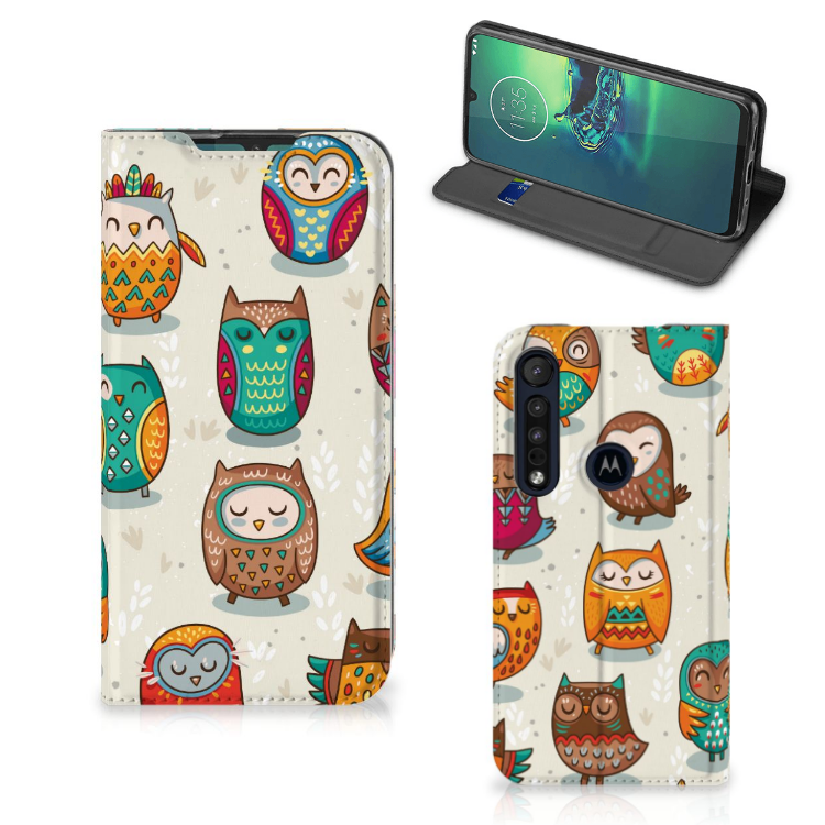Motorola G8 Plus Hoesje maken Vrolijke Uilen standing case design uilen