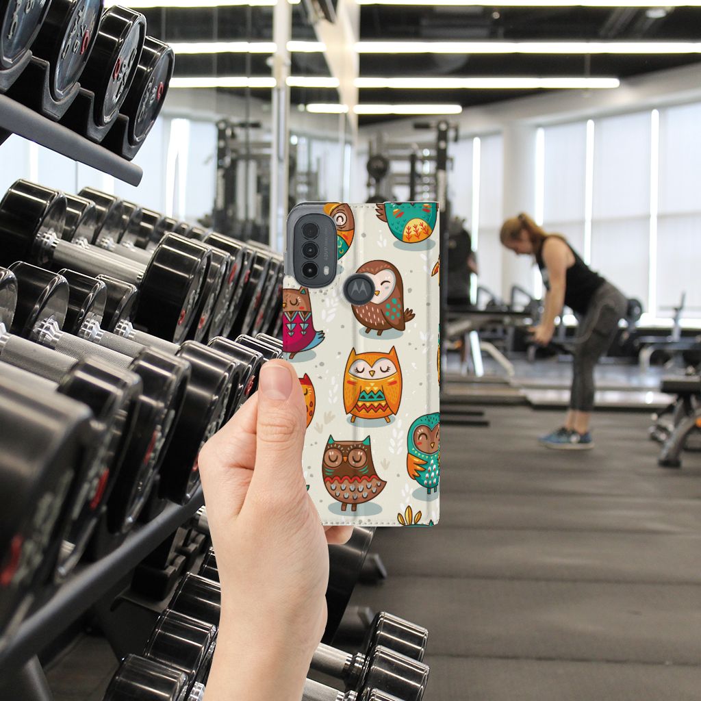 Motorola Moto E20 Hoesje maken Vrolijke Uilen handhouder gym fitness