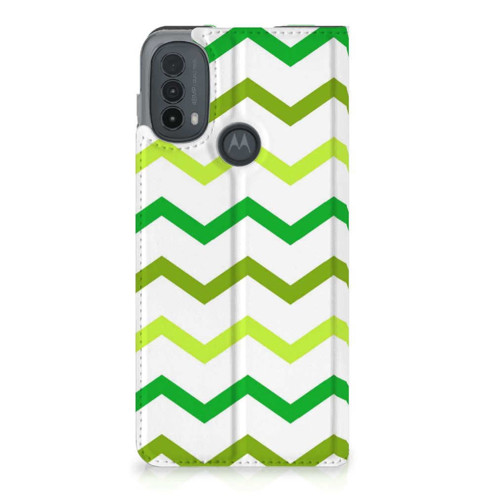 Motorola Moto E20 Hoesje met Magneet Zigzag Groen zigzag groen design achterzijde