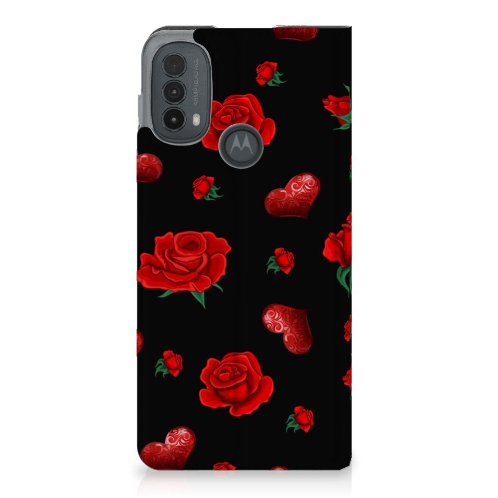 Motorola Moto E20 Magnet Case Valentine rozen hartjes design achterkant