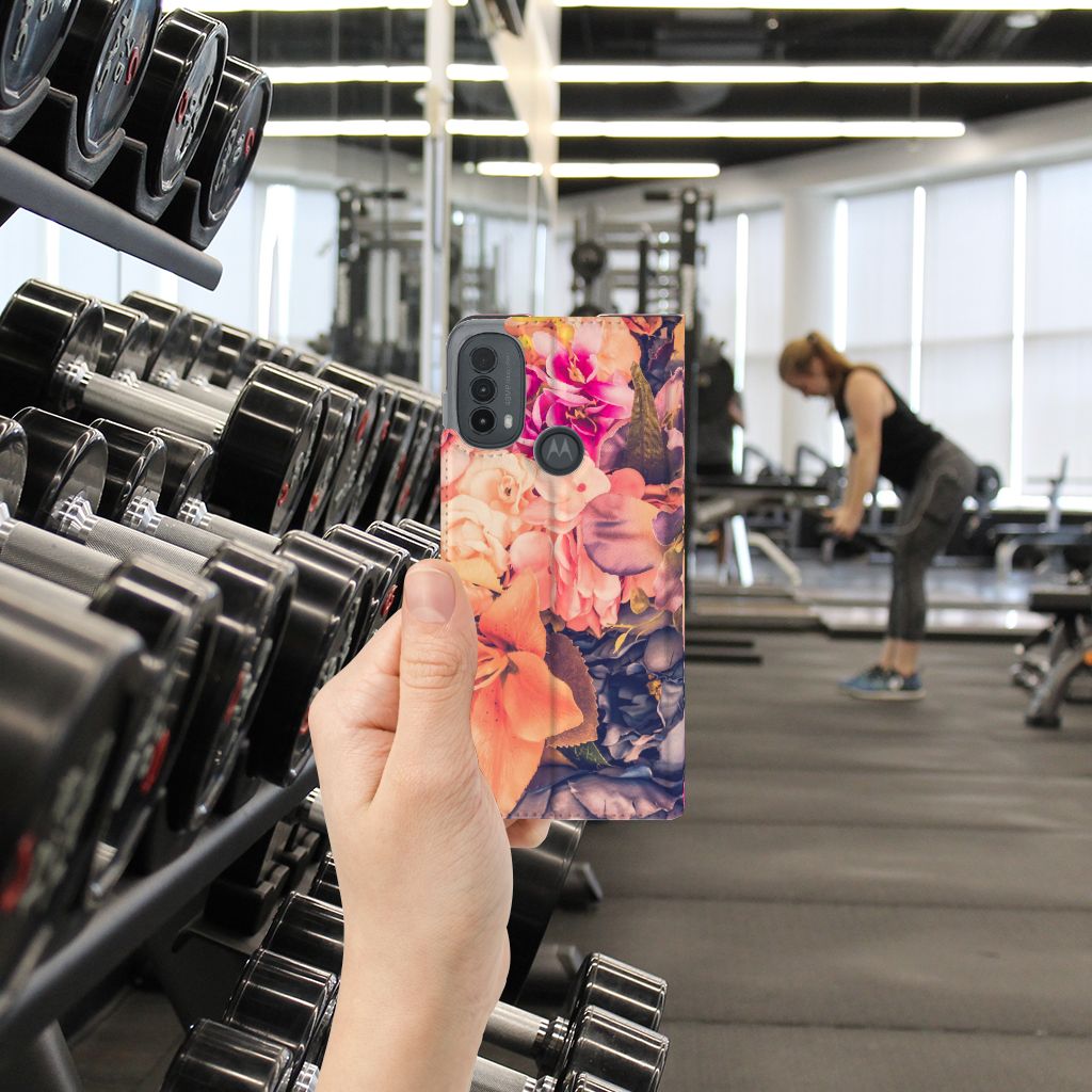 Motorola Moto E20 Smart Cover Bosje Bloemen bloemen gym hand gedempte kleuren