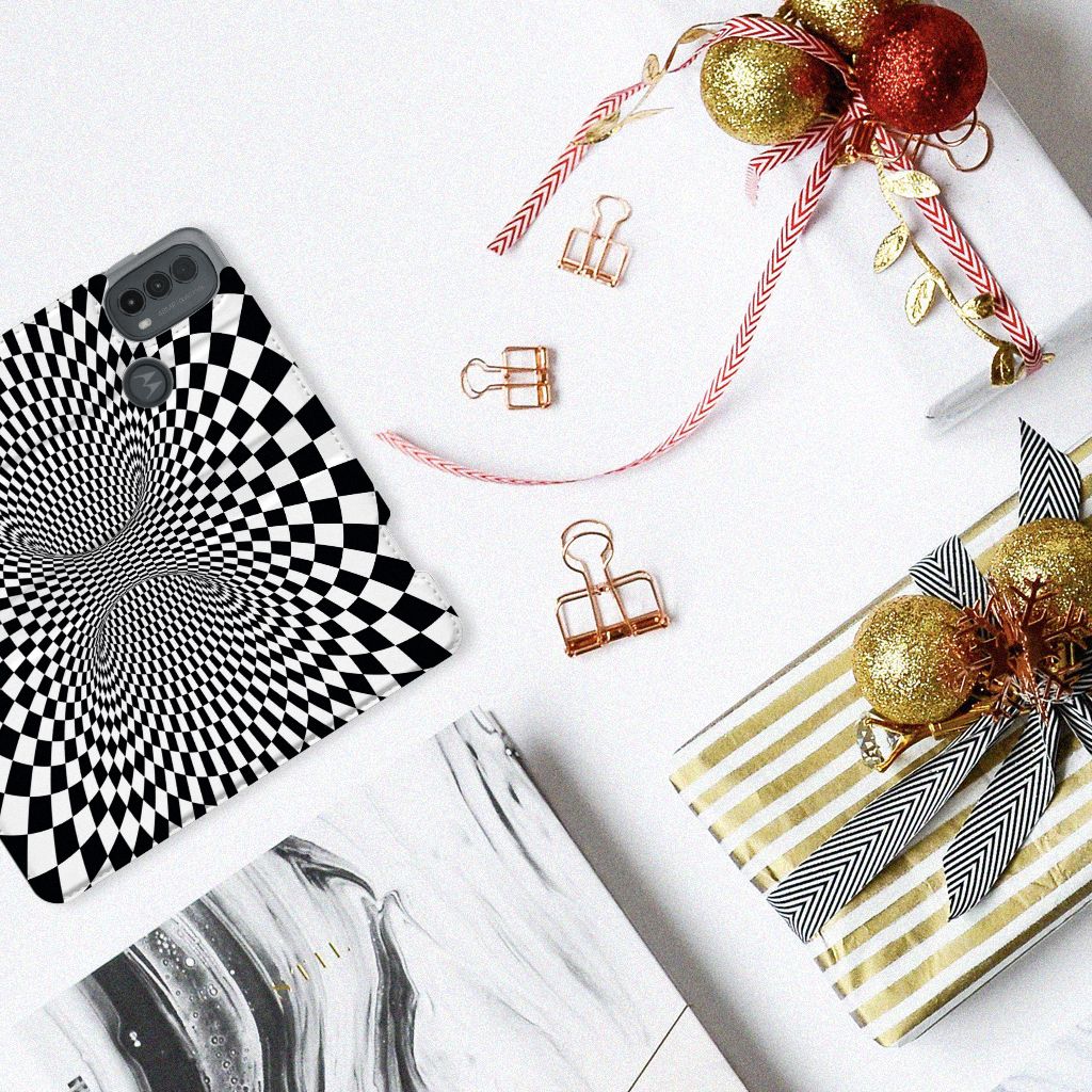 Motorola Moto E20 Stand Case Illusie zwart wit checkered design bovenaanzicht
