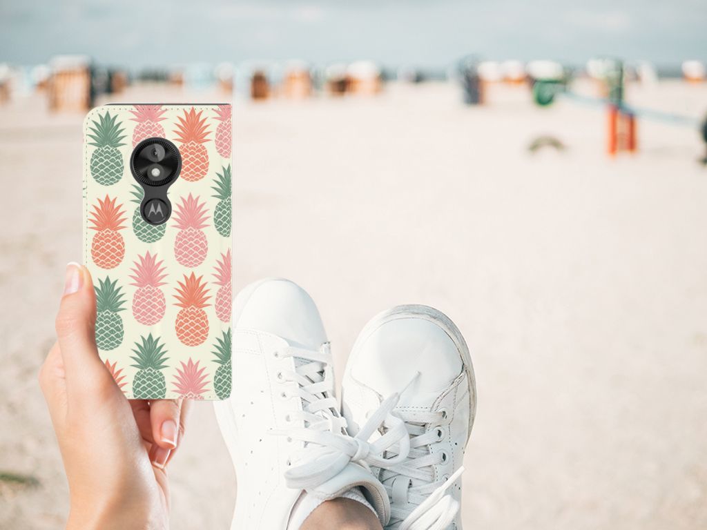 Motorola Moto E5 Play Flip Style Cover Ananas telefoonhoesje ananas design hand strand