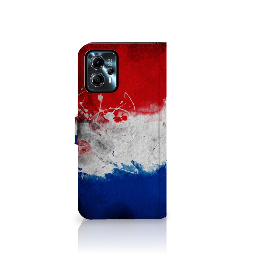 Motorola Moto G13 | G23 Bookstyle Case Nederland met artistiek ontwerp van de Nederlandse vlag.