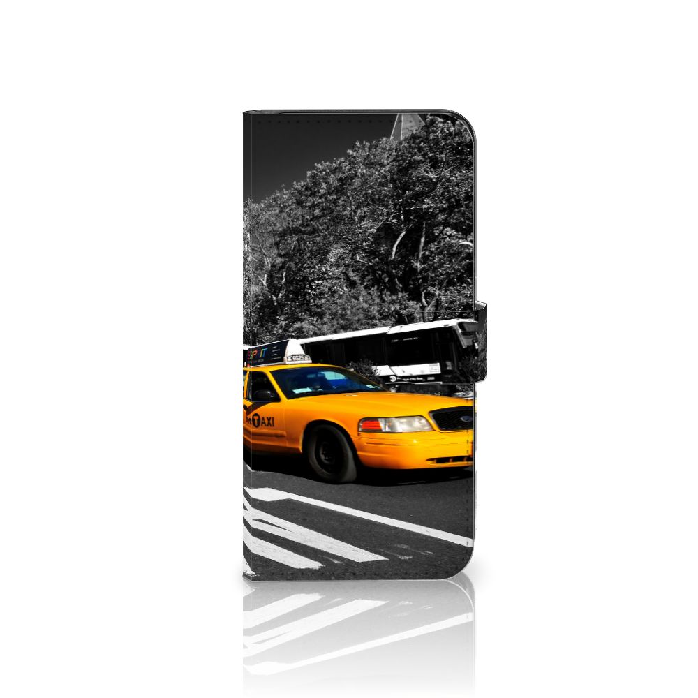 Motorola Moto G13 | G23 Flip Cover New York Taxi design hoesje voorzijde
