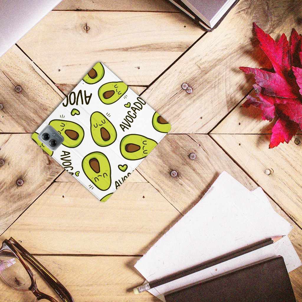 Motorola Moto G14 Magnet Case Avocado Singing aanzicht
