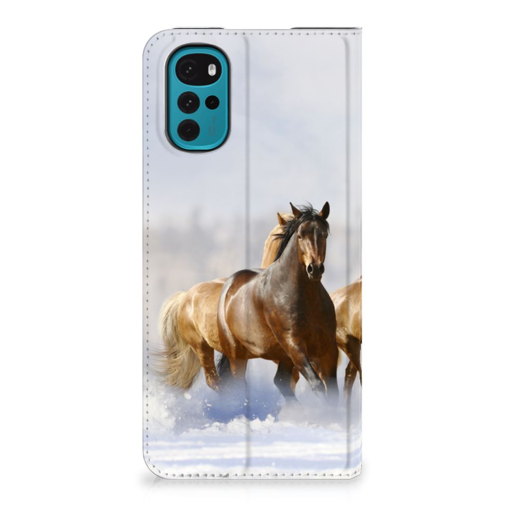 Motorola Moto G22 Hoesje maken Paarden paarden winter landschap voorkant