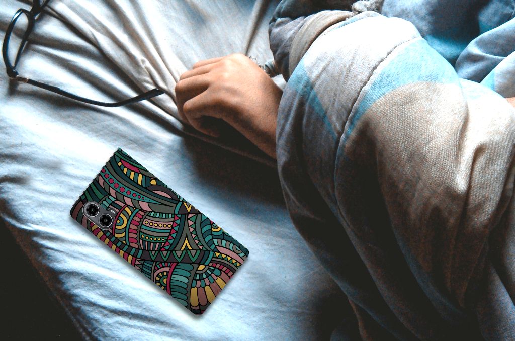 Motorola Moto G34 Hoesje met Magneet Aztec retro design kleurrijk aanzicht