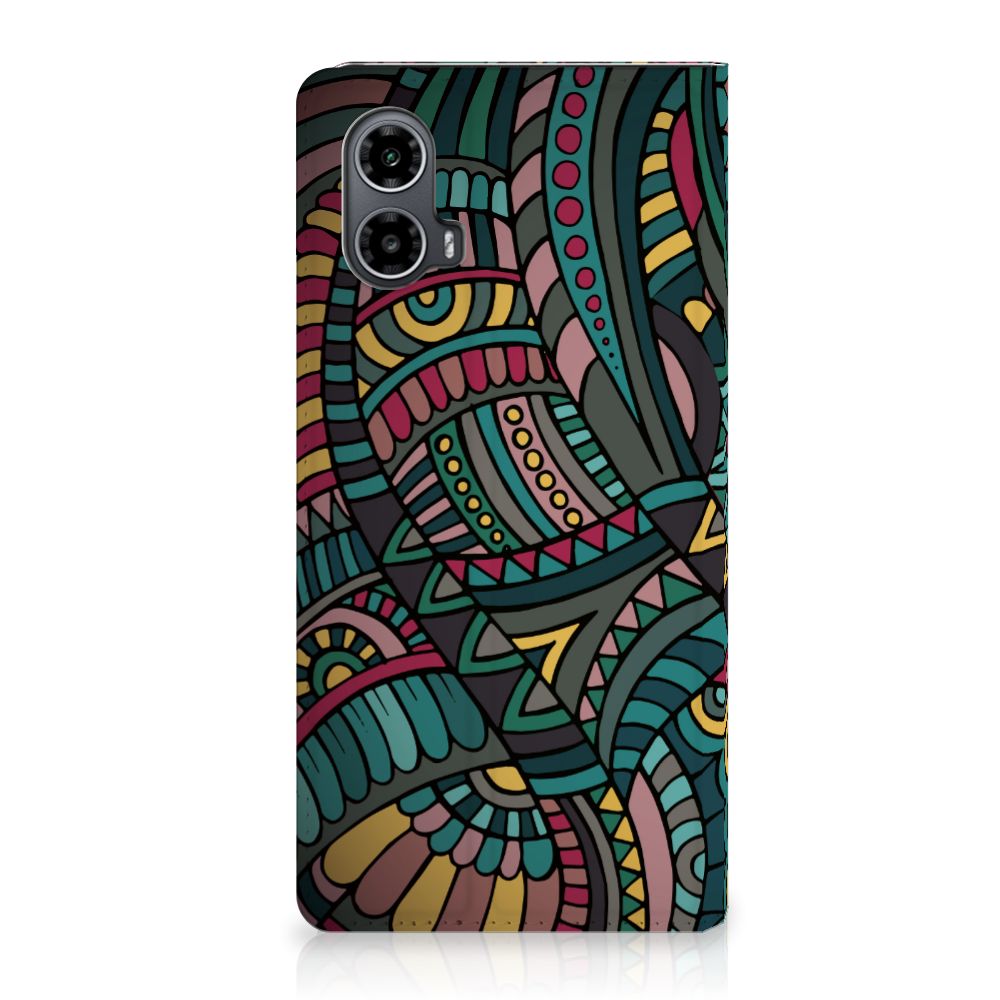 Motorola Moto G34 Hoesje met Magneet Aztec artistiek retro design voorkant