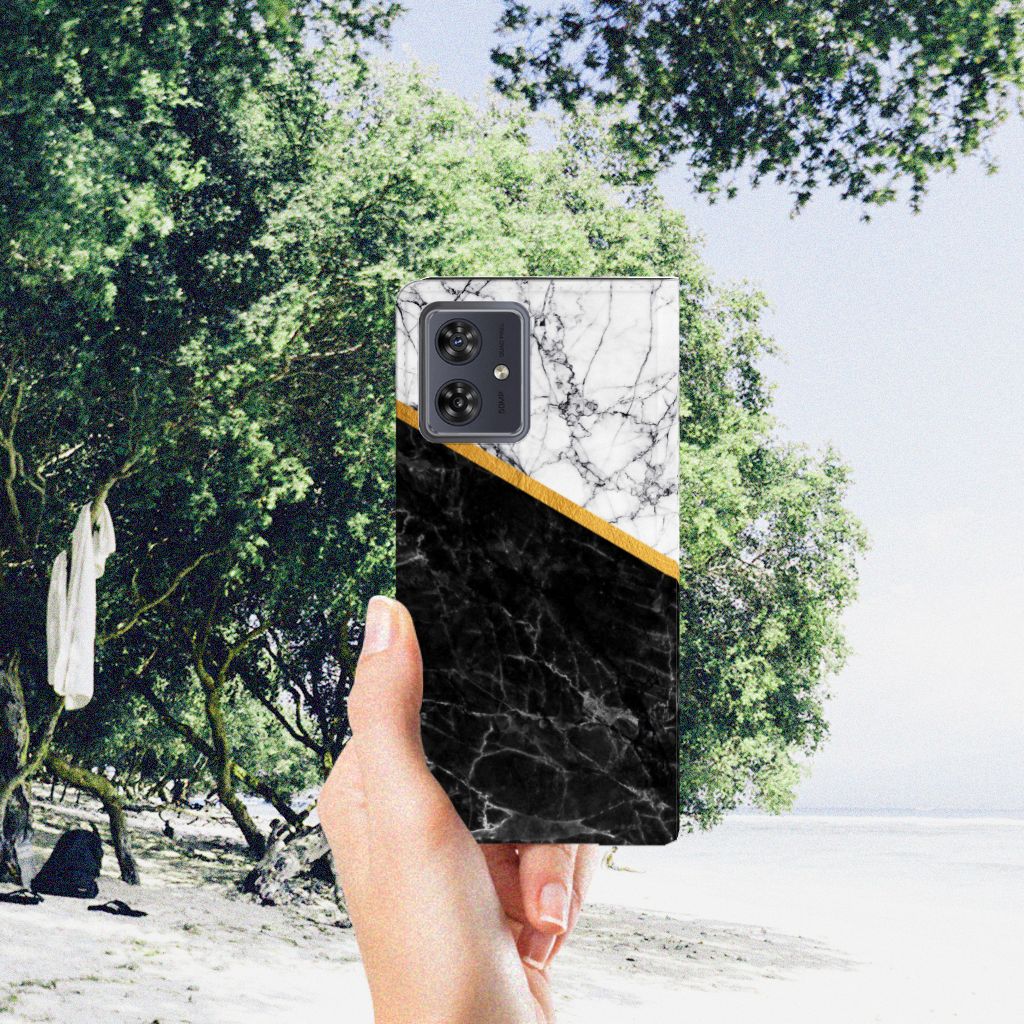 Motorola Moto G54 Standcase Marmer Wit Zwart design hoesje zwartwit marmer aanzicht