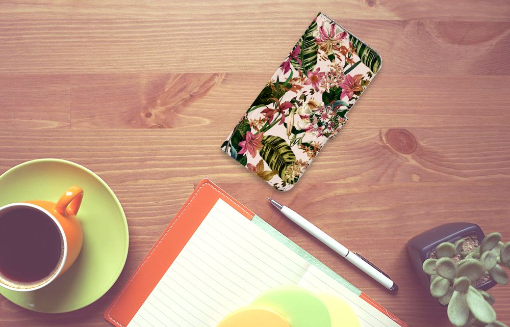 Motorola Moto G60s Hoesje Flowers telefoonhoesje tropisch bloemen design bovenaanzicht