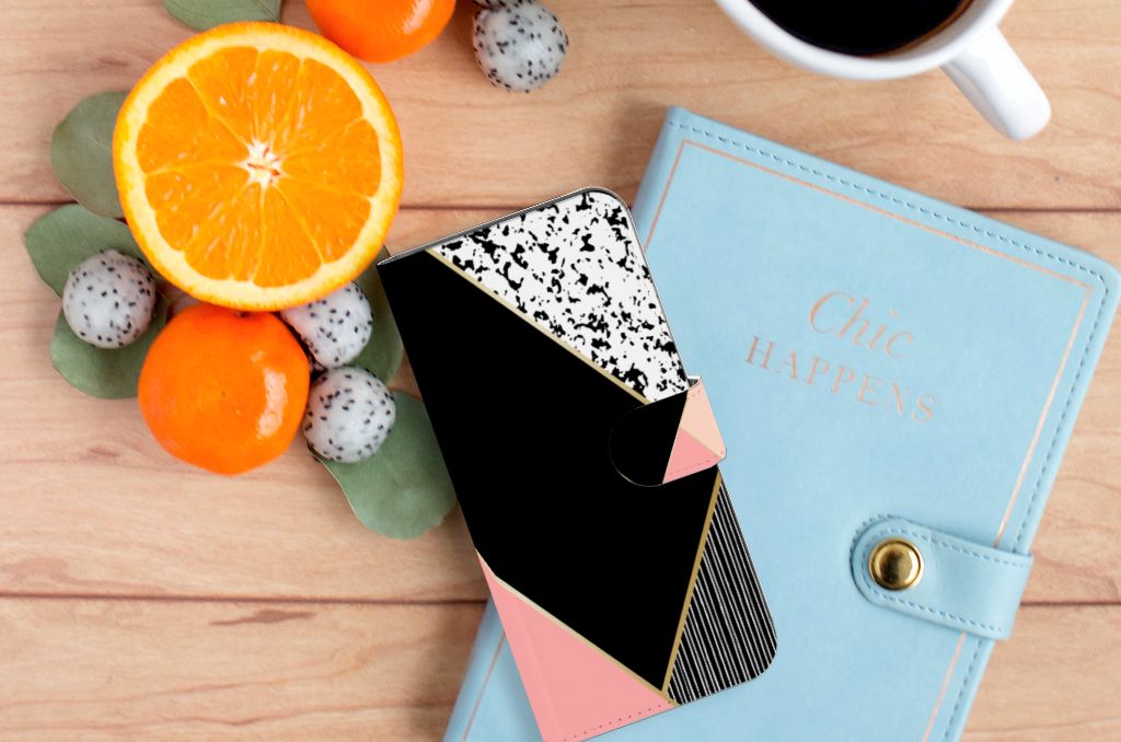 Motorola Moto G62 5G Book Case Zwart Roze Vormen design geometrisch aanzicht