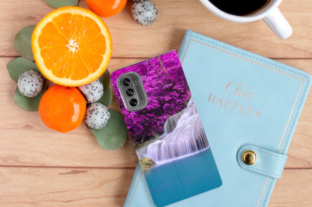Motorola Moto G62 5G Book Cover Waterval waterval floral design bovenaanzicht