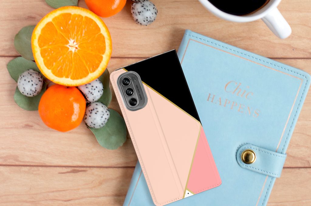Motorola Moto G62 5G Stand Case Zwart Roze Vormen design met vormen aanzicht