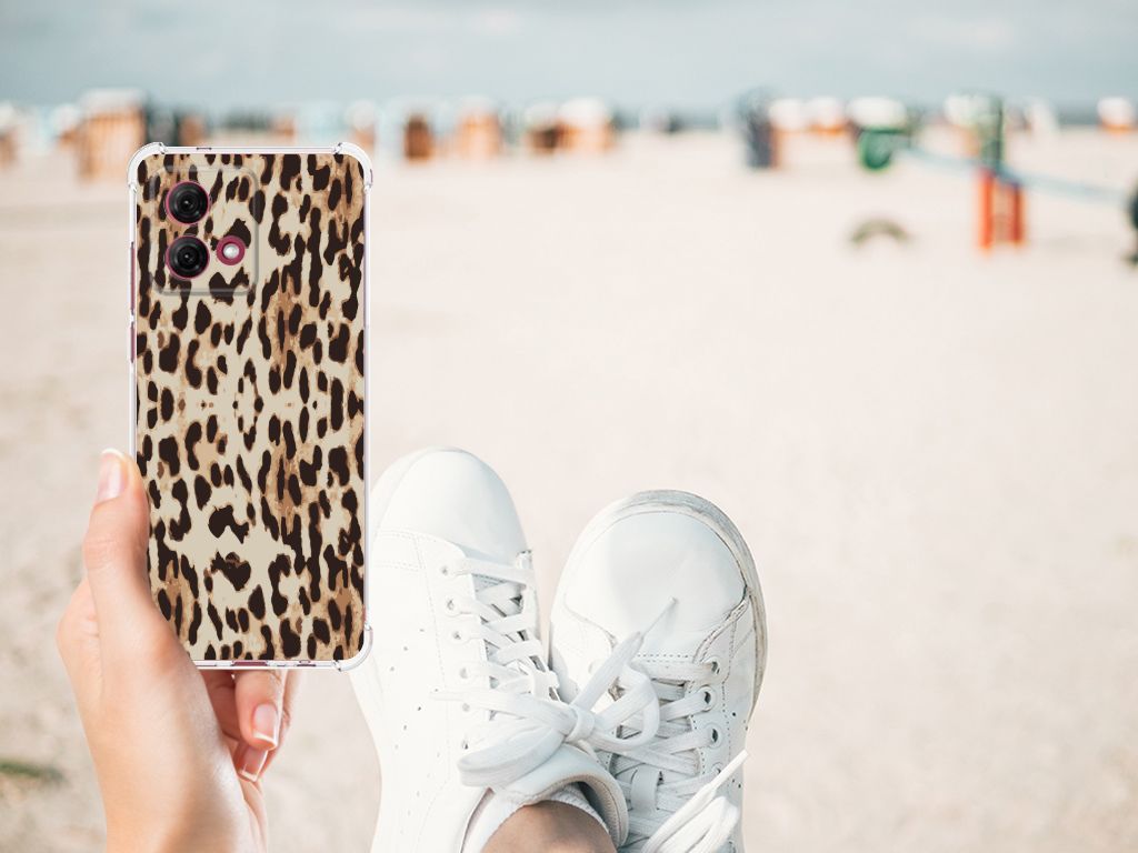Motorola Moto G84 Case Anti-shock Leopard design voorkant