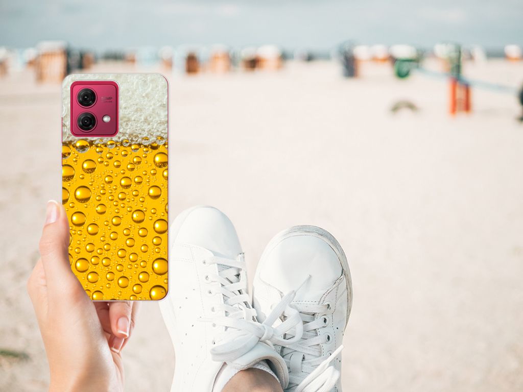 Motorola Moto G84 Siliconen Case Bier bierprint achterkant met druppels smartphone strand