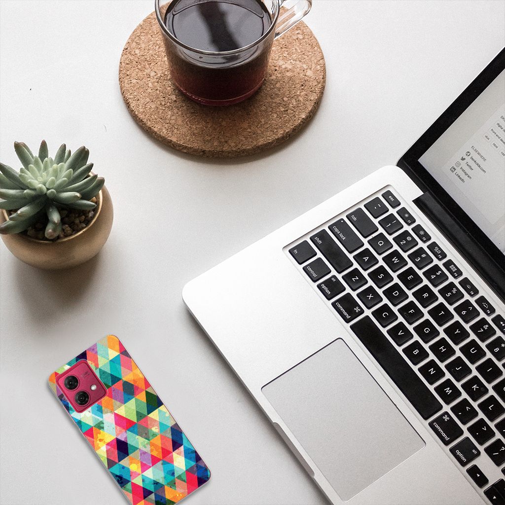 Motorola Moto G84 TPU bumper Geruit kleurrijk design bovenaanzicht laptop