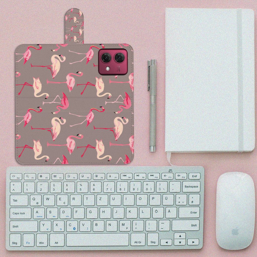 Motorola Moto G84 Telefoonhoesje met Pasjes Flamingo design flamingo aanzicht