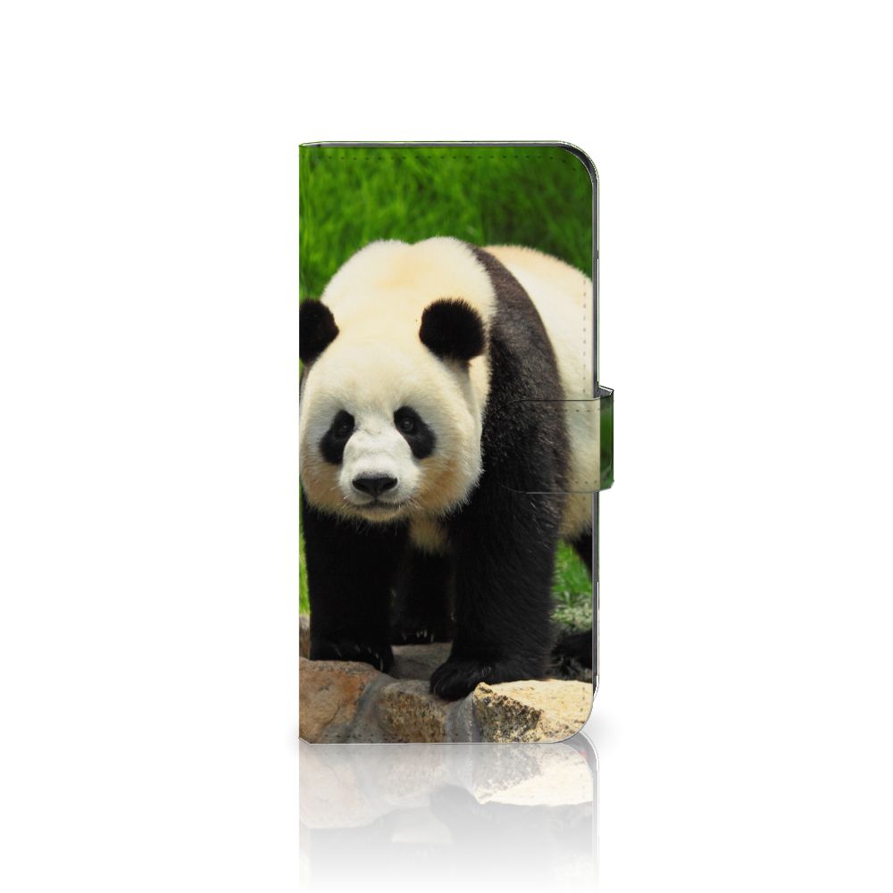Motorola Moto G85 Telefoonhoesje met Pasjes Panda panda design voorkant