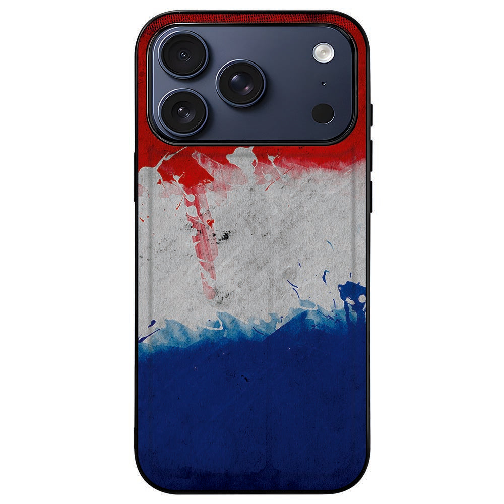 iPhone 18 Pro met Nederland hoesje erom, vlagprint naast het camera-eiland