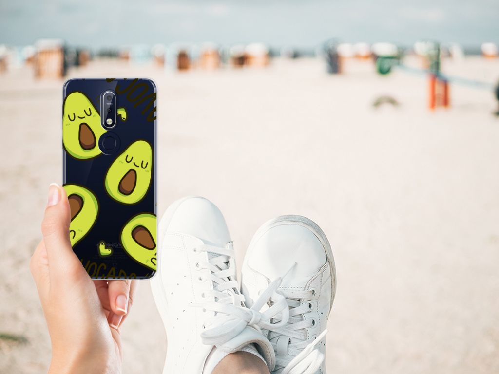 Nokia 7.1 Telefoonhoesje met Naam Avocado Singing avocado’s strand hand