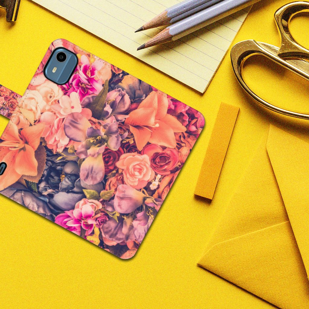 Nokia C12 Hoesje Bosje Bloemen boekhoesje bloemen ontwerp bovenaanzicht